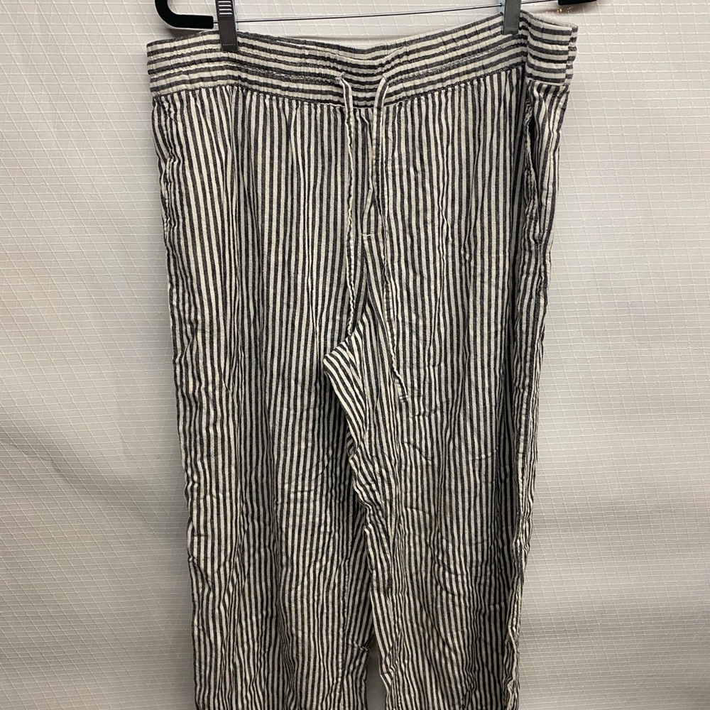 Two Pairs XL Linen a new day Wide Leg Pants